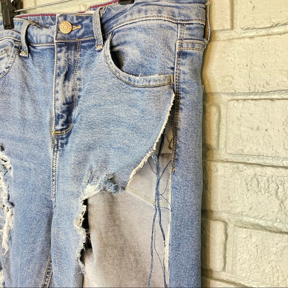 Cello Thrashed Jeans Size 30” Waist - Picture 2 of 11